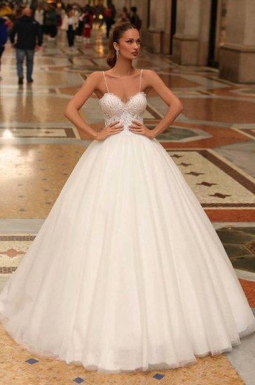 Bridal Couture 2434 esküvői ruha kölcsönzés, eladás Szegeden